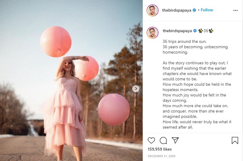 Microblog from thebirdspapaya featuring influencer Sarah Nicole Landry in pink dress and balloons celebrating birthday.