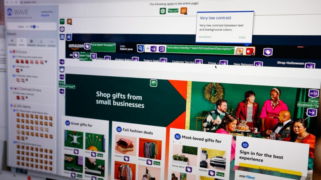 A computer screen displaying the Amazon website being analyzed by the WAVE accessibility evaluation tool.